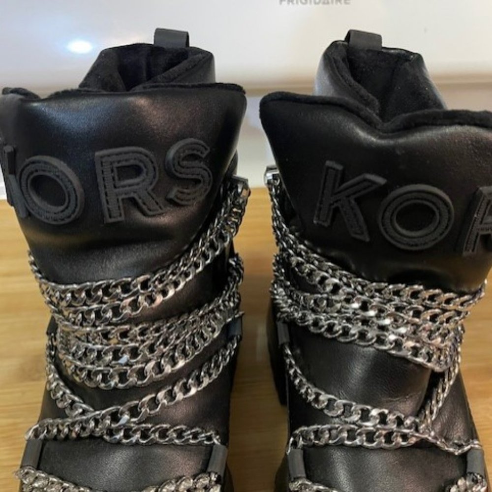 NWOT - Michael Kors Cassia leather Boot - SIZE 6 - Picture 8 of 16